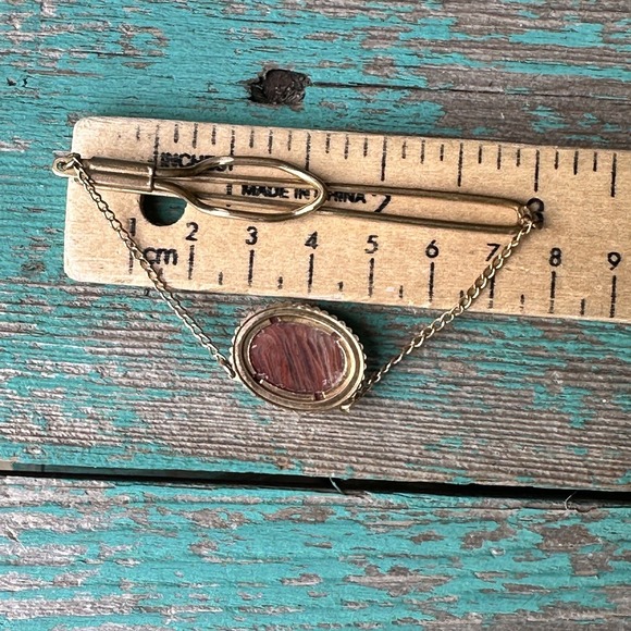 VTG Tie Bar Clip 3 Inch Chain Agatized Arizona Petrified Wood Cab Gem Gold Plate - Picture 7 of 7